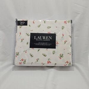 NWT Lauren Ralph Lauren Twin Sheet Set 3pc Holiday Holly Berry Print 100% Cotton